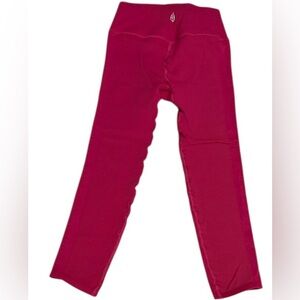 Free People Fuchsia Leggings EUC BOX37-13